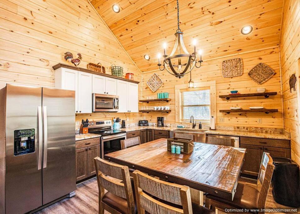 Art'S Bungalow-Wooded Seclusion 1 Mi To Deep Creek And Bryson City Exterior photo